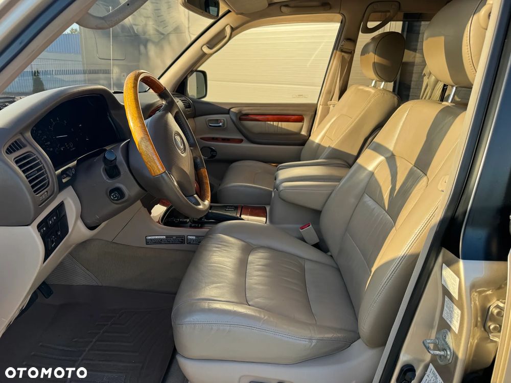 Lexus LX - 5