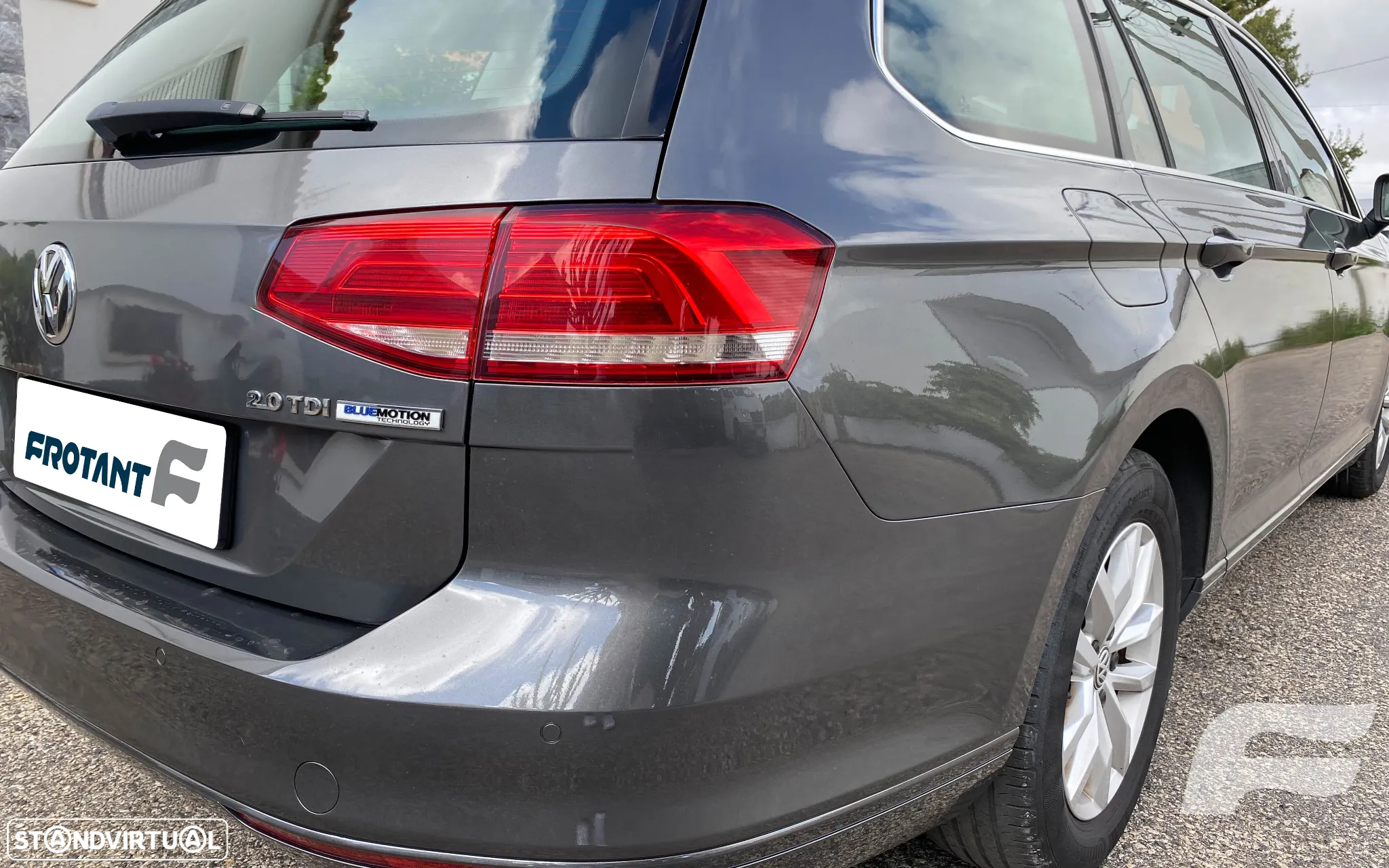 VW Passat Variant 2.0 TDi Confortline DSG - 9