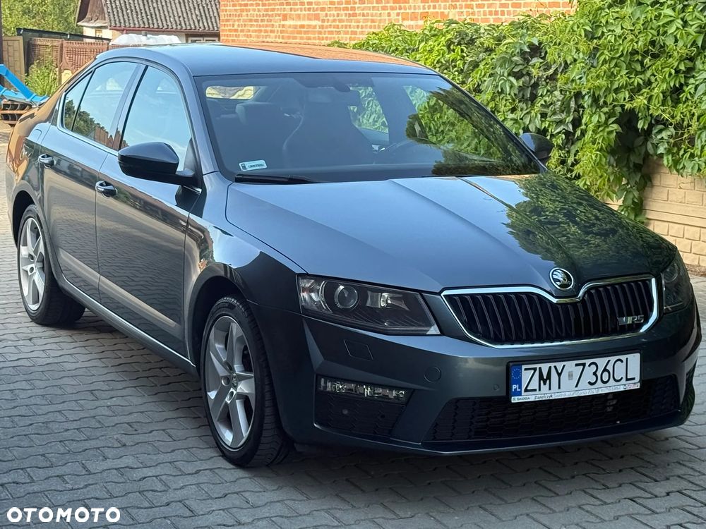 Skoda Octavia 2.0 TDI RS - 18