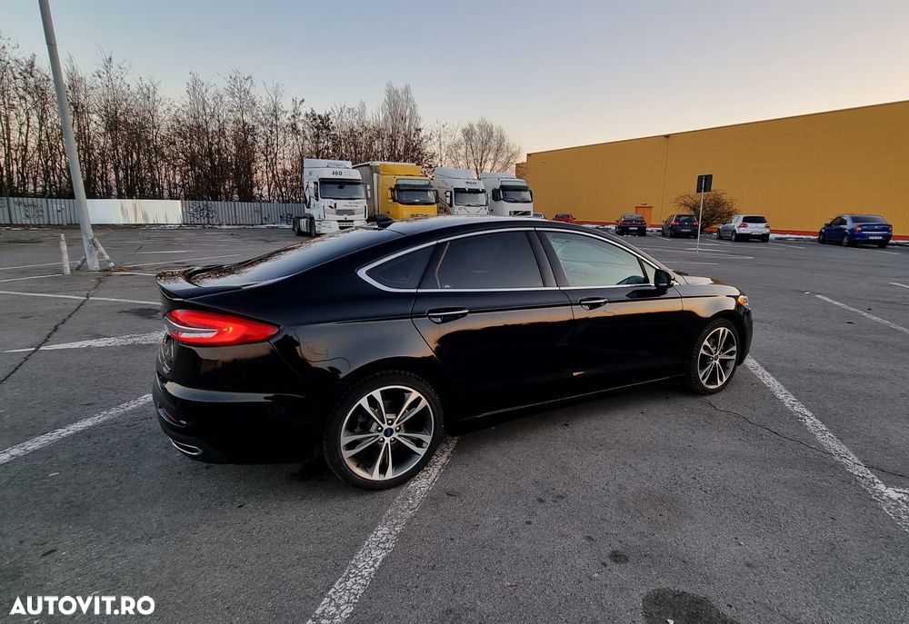 Ford Fusion - 3