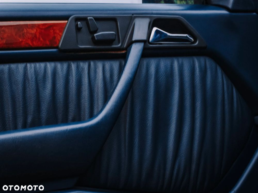 Mercedes-Benz W124 (1984-1993) - 16