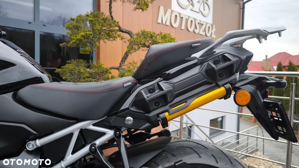 Suzuki GSX 1000 - 29