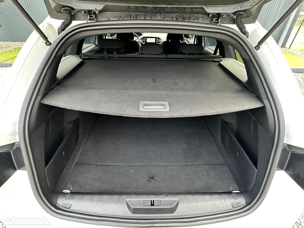 Peugeot 308 SW - 25