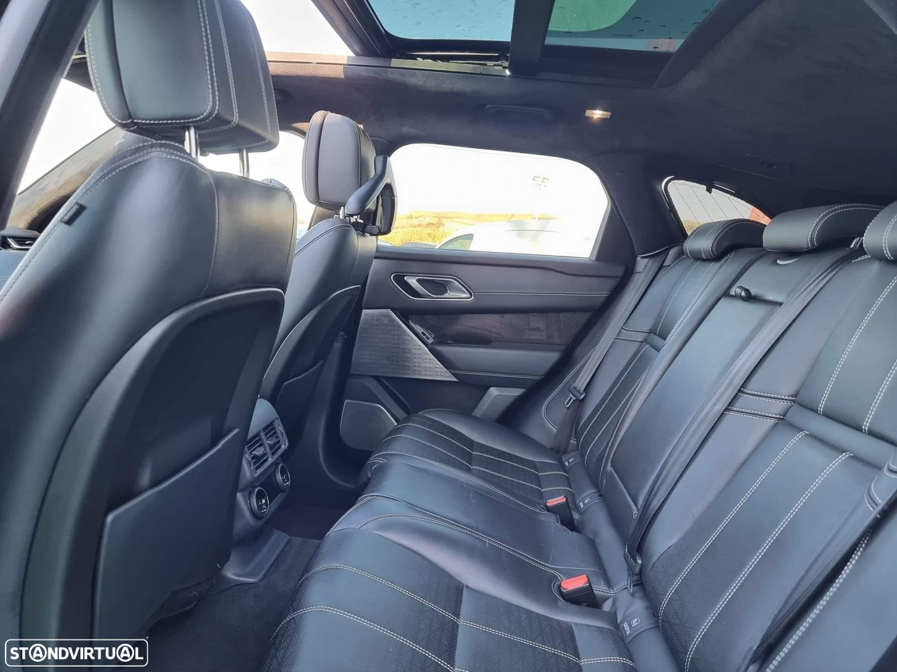 Land Rover Range Rover Velar 2.0 D R-Dynamic HSE - 19