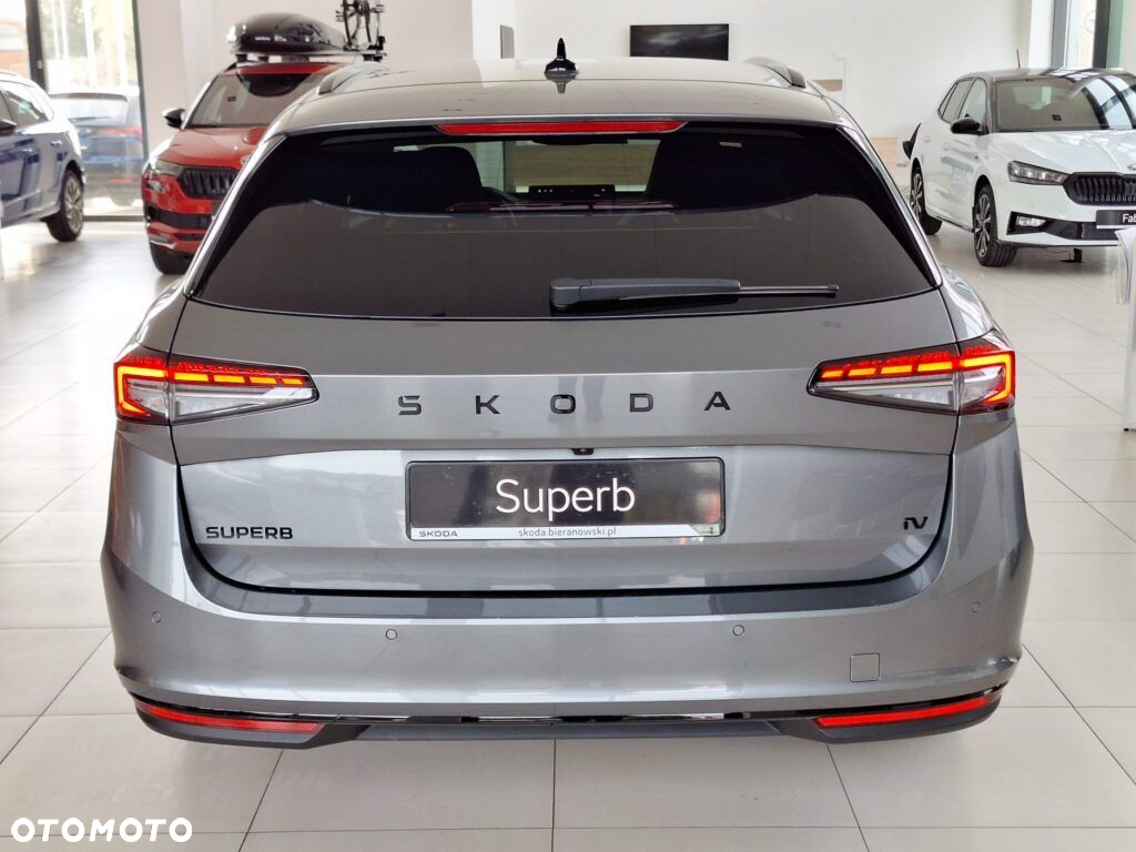 Skoda Superb 2.0 TSI Sportline DSG - 9