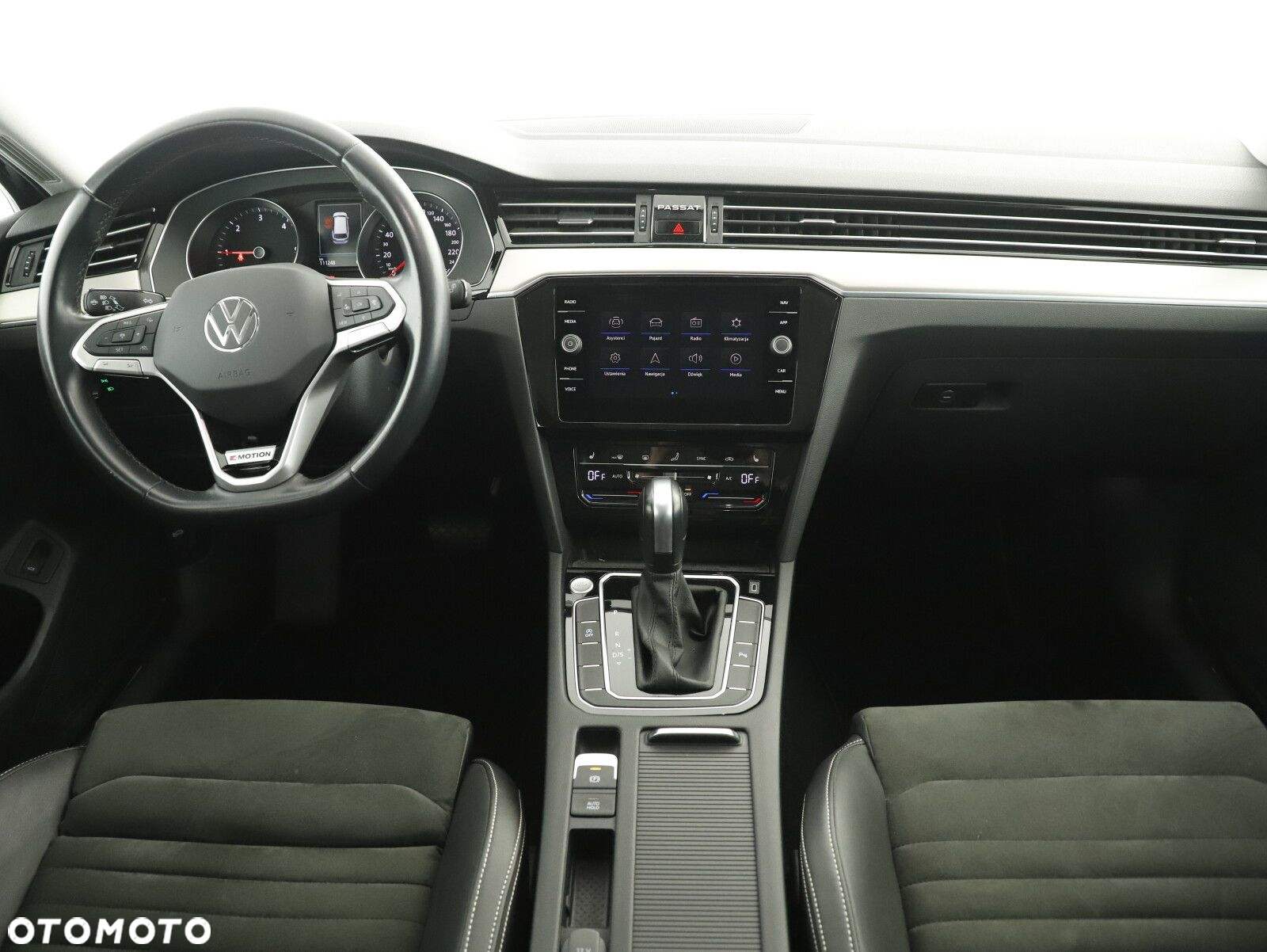 Volkswagen Passat - 10