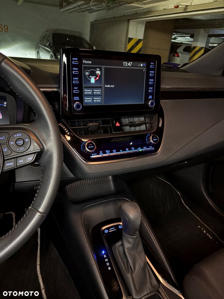 Toyota Corolla 1.8 Hybrid Active - 10