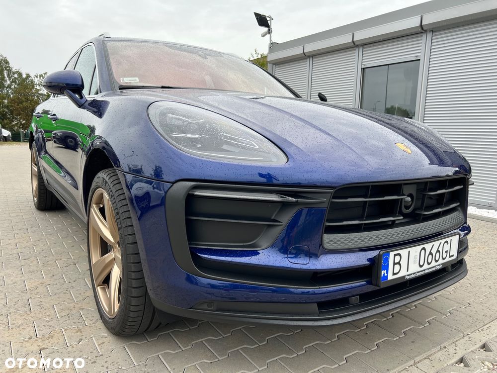 Porsche Macan Standard - 2