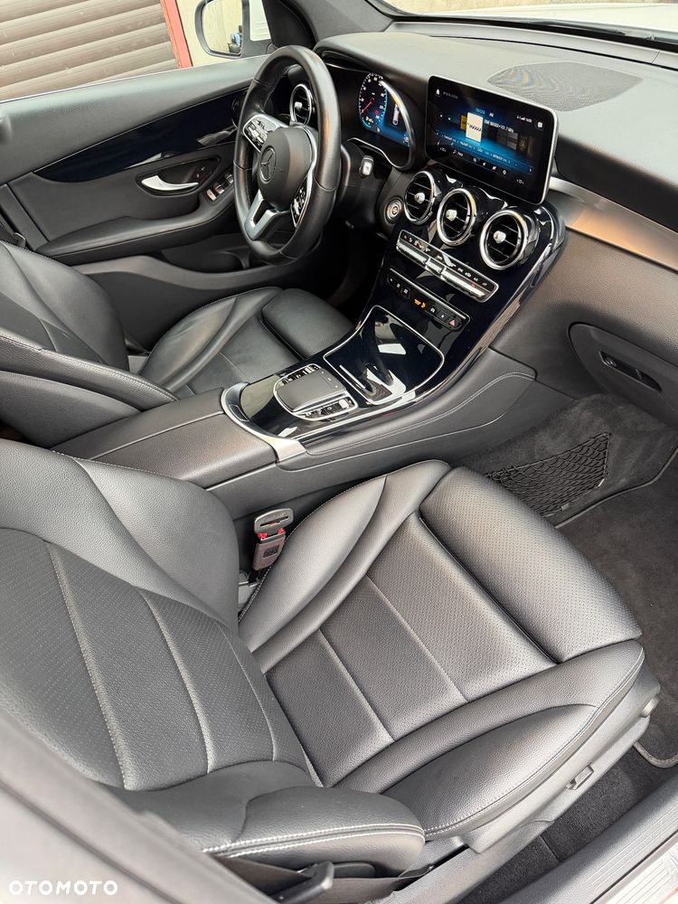 Mercedes-Benz GLC 300 d 4Matic 9G-TRONIC - 15