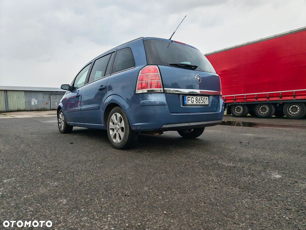 Opel Zafira 1.9 CDTI Cosmo - 7