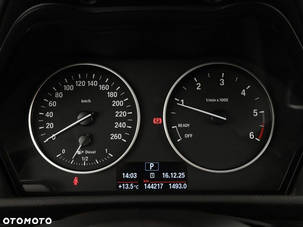 BMW Seria 2 218d - 22