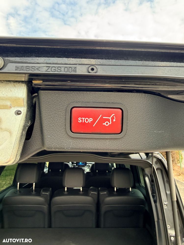 Mercedes-Benz V 300 d Extralang 4Matic 9G-TRONIC Exclusive - 17