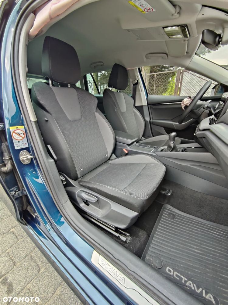Skoda Octavia 2.0 TDI Clever - 24