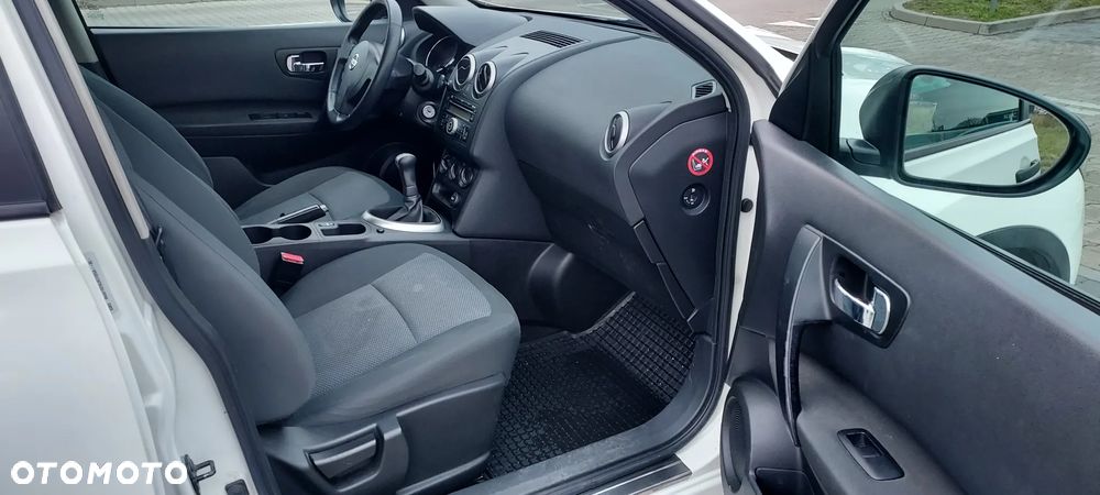 Nissan Qashqai 1.6 Visia - 13