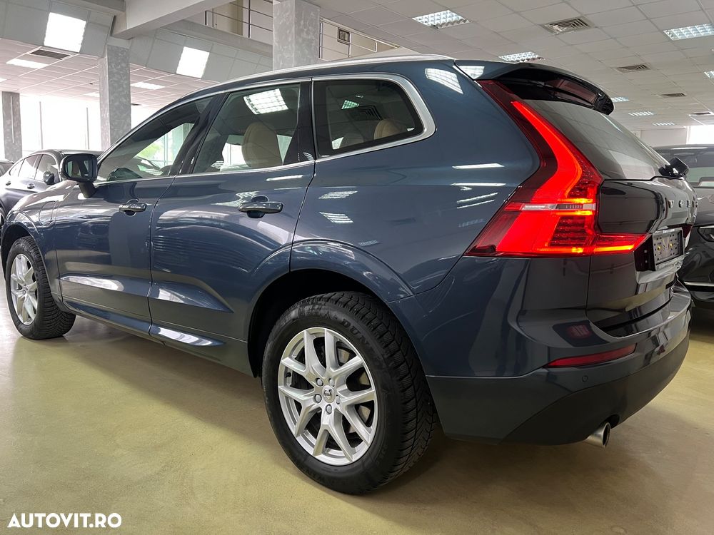 Volvo XC 60 T8 Twin Engine AWD Momentum Pro - 9