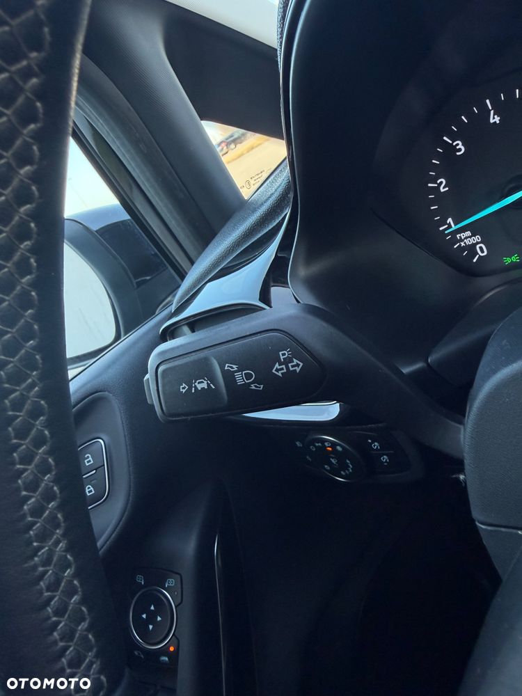 Ford Fiesta - 22