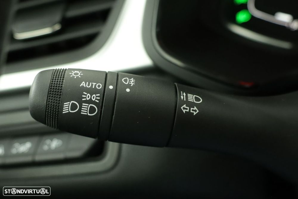 Renault Captur 1.0 TCe Techno Bi-Fuel - 17