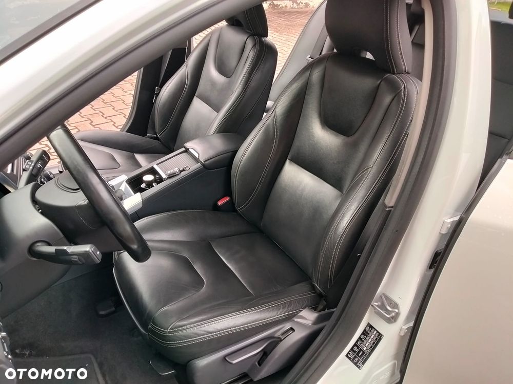 Volvo V60 - 31