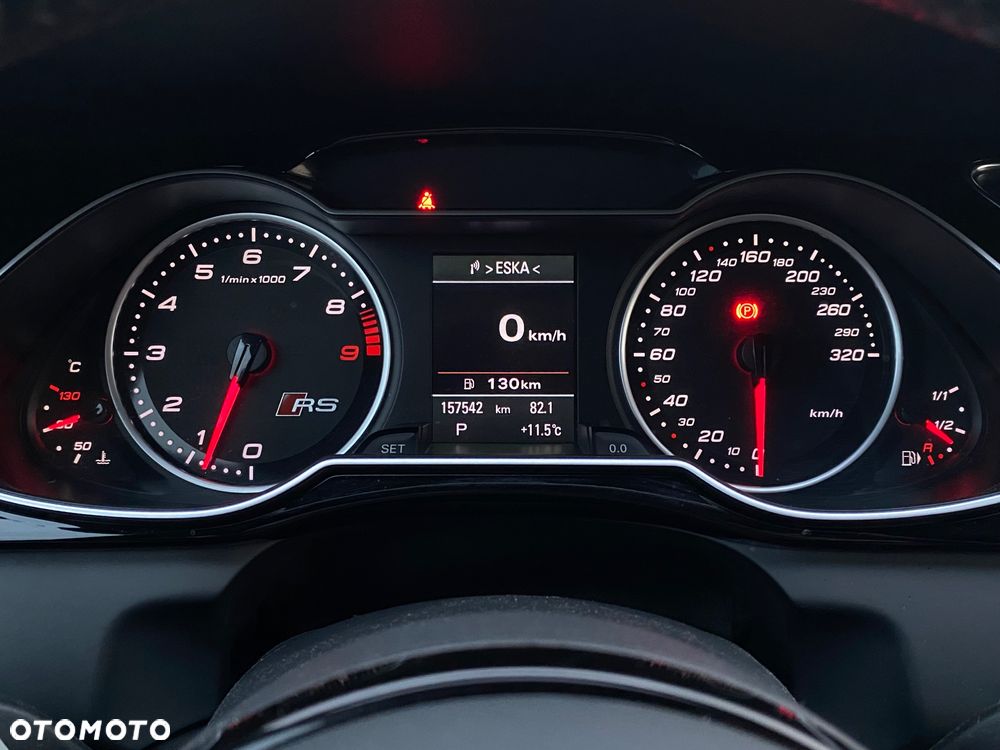 Audi RS4 Avant Standard - 20