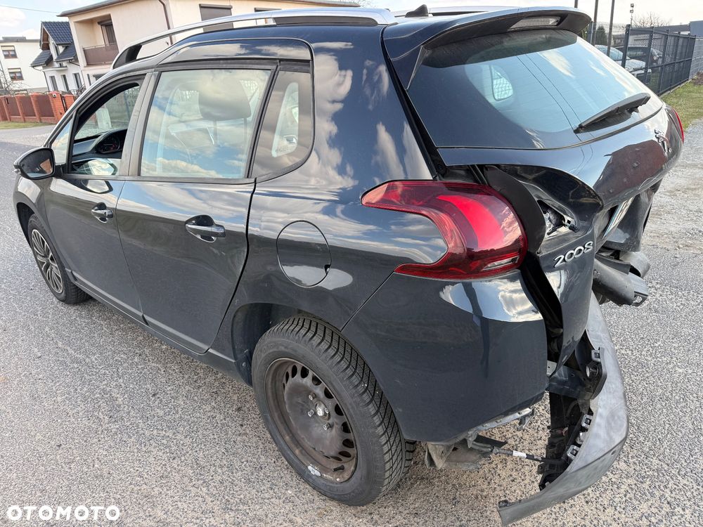 Peugeot 2008 BlueHDi 100 STOP & START Signature - 8