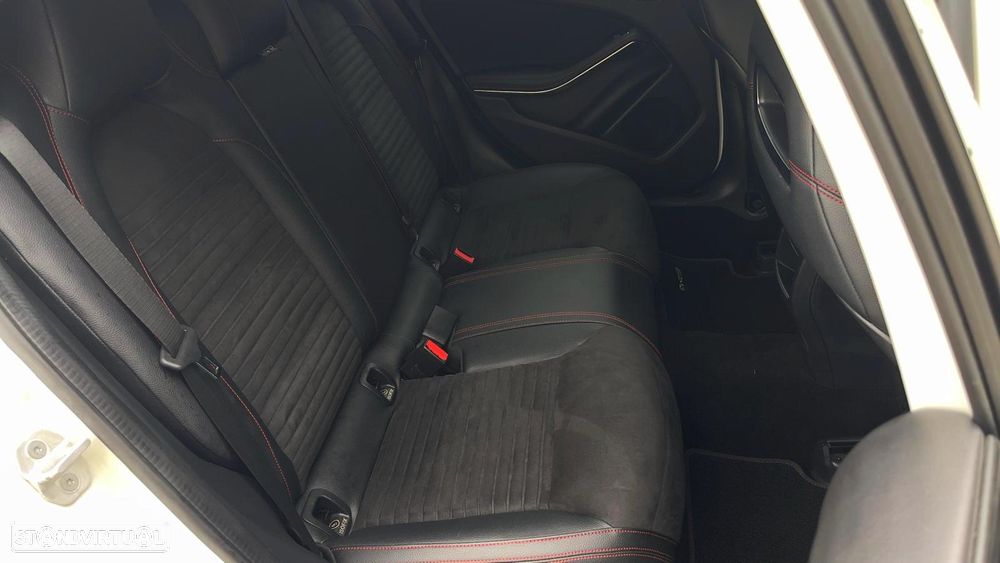 Mercedes-Benz A 180 d AMG Line Aut. - 18