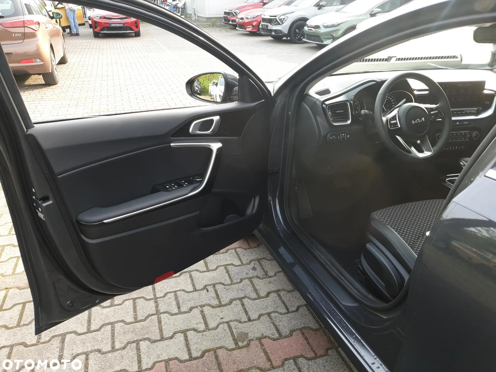 Kia Ceed 1.5 T-GDI Tribute DCT - 17