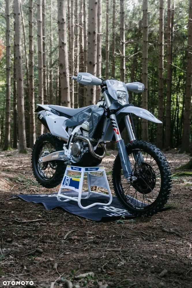 Husqvarna FE - 30