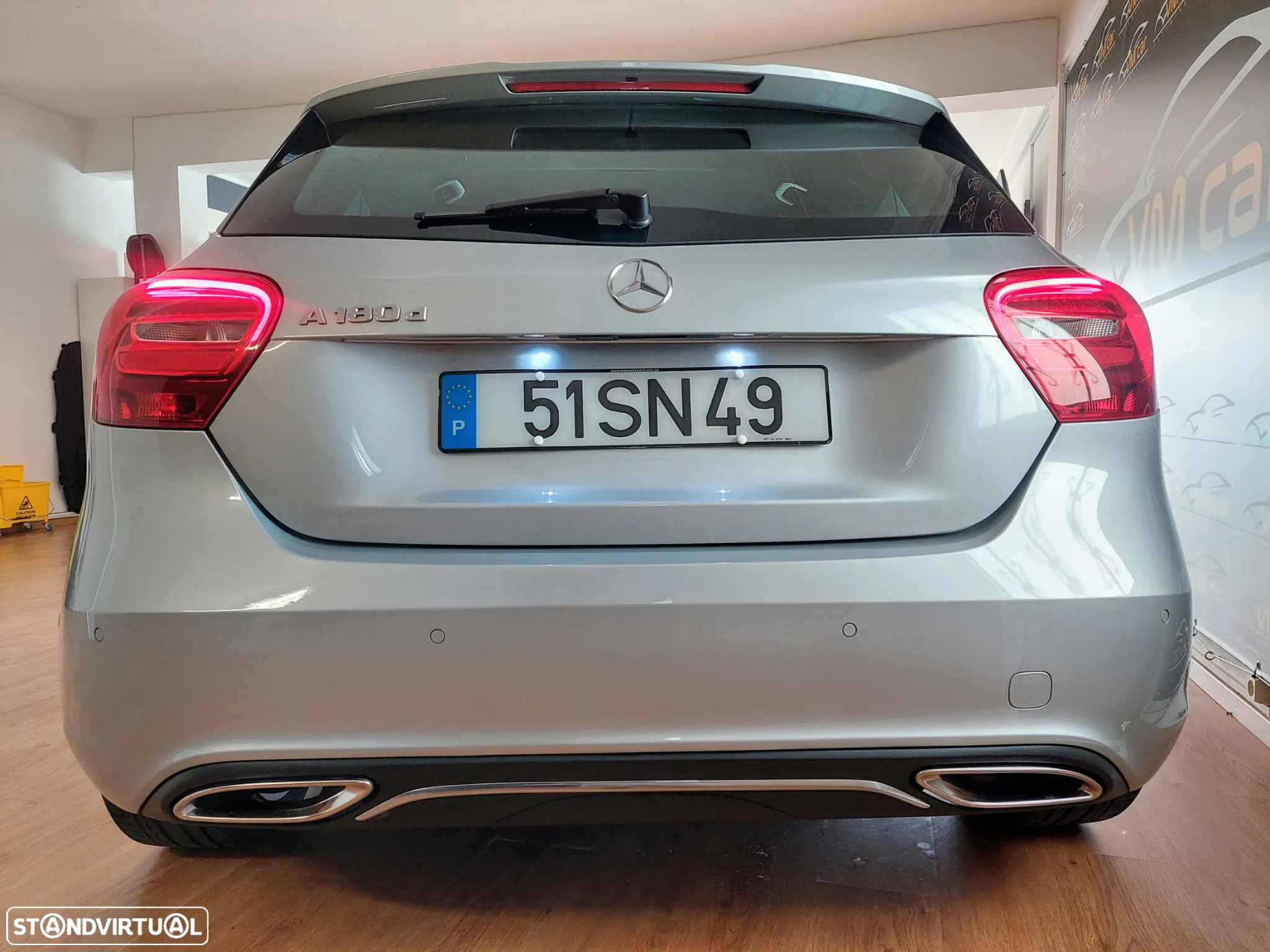 Mercedes-Benz A 180 d Urban Aut. - 16