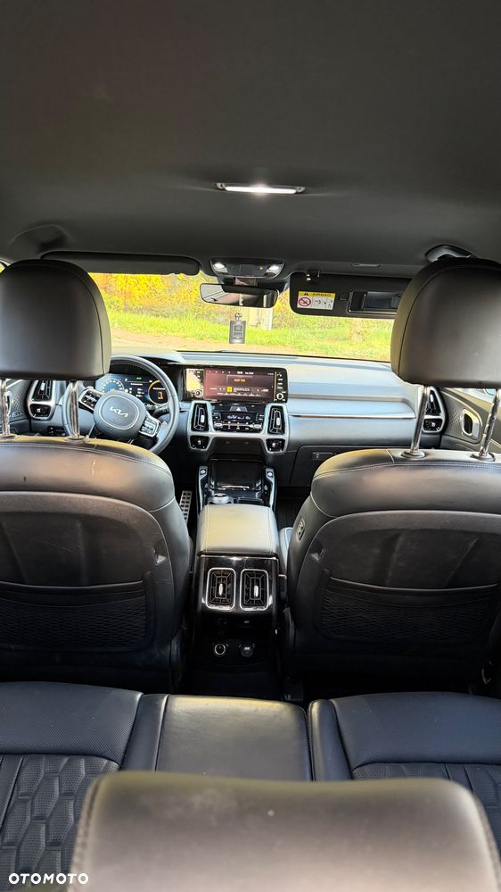 Kia Sorento - 12
