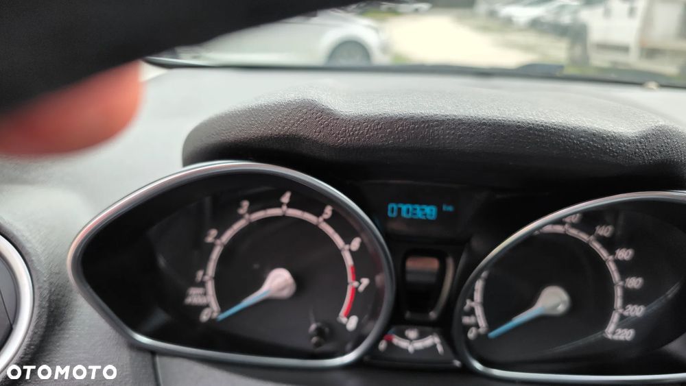Ford Fiesta 1.25 SYNC Edition - 15