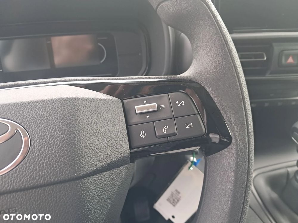 Toyota Proace city - 12