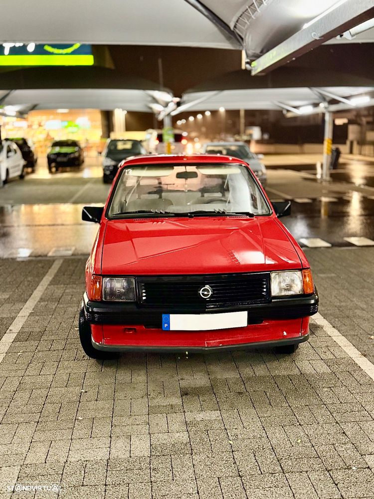 Opel Corsa 1.2 GL - 10