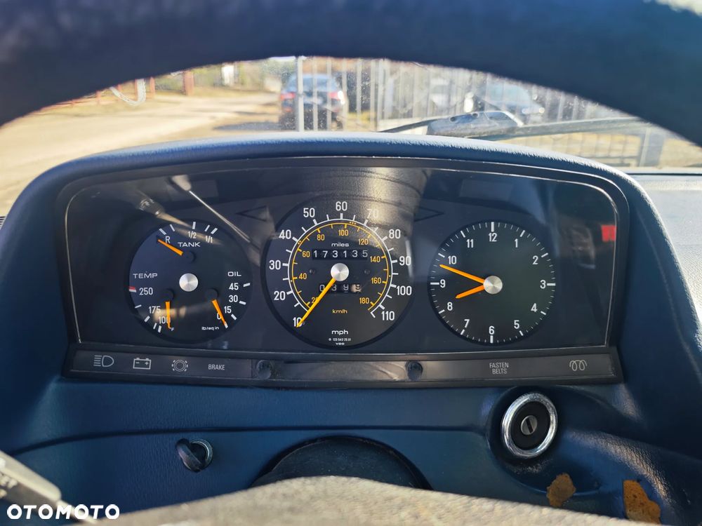 Mercedes-Benz W123 - 18