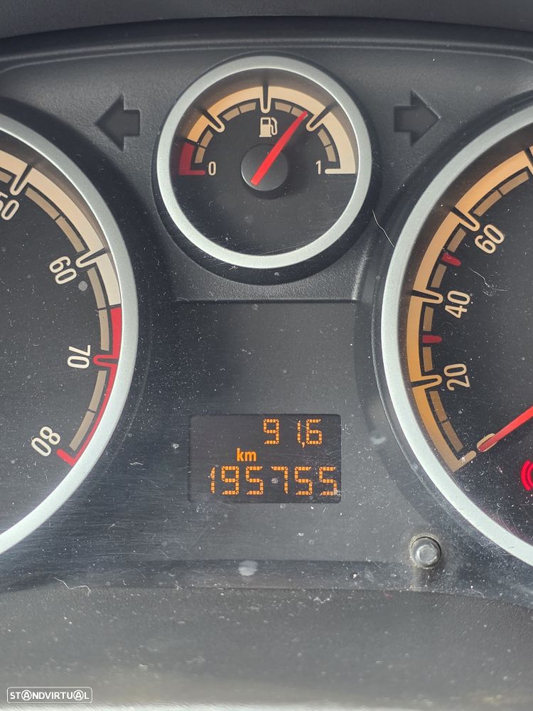 Opel Corsa 1.2 Cosmo - 2