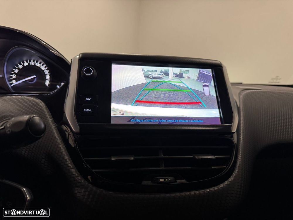 Peugeot 208 1.6 BlueHDi Style - 16