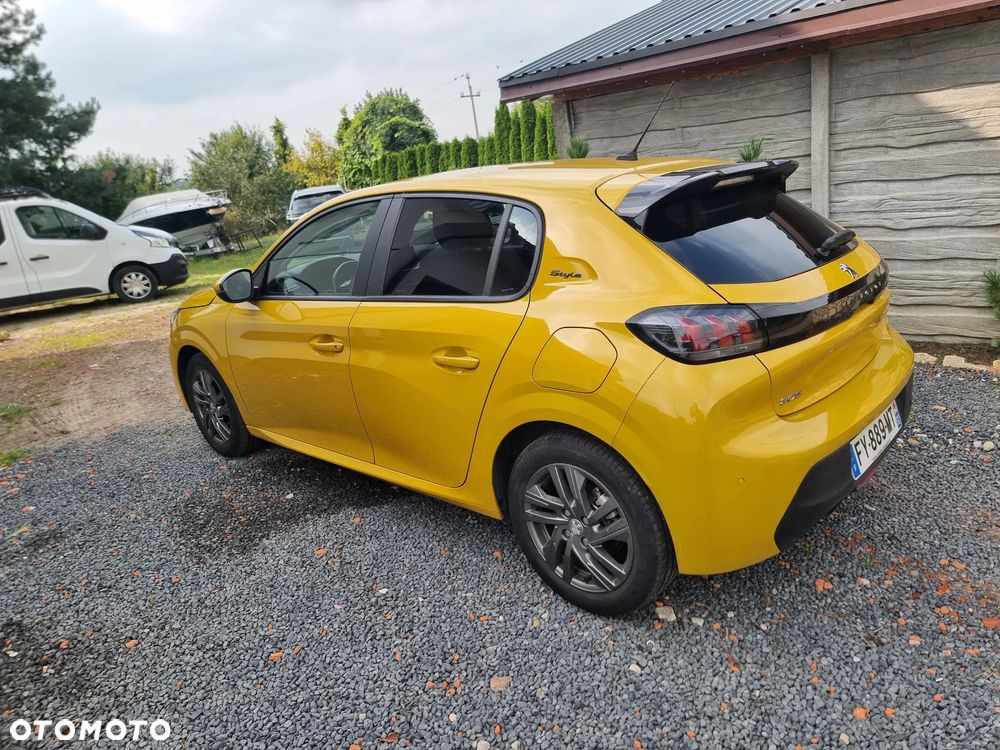 Peugeot 208 1.2 PureTech Allure Pack S&S EAT8 - 8