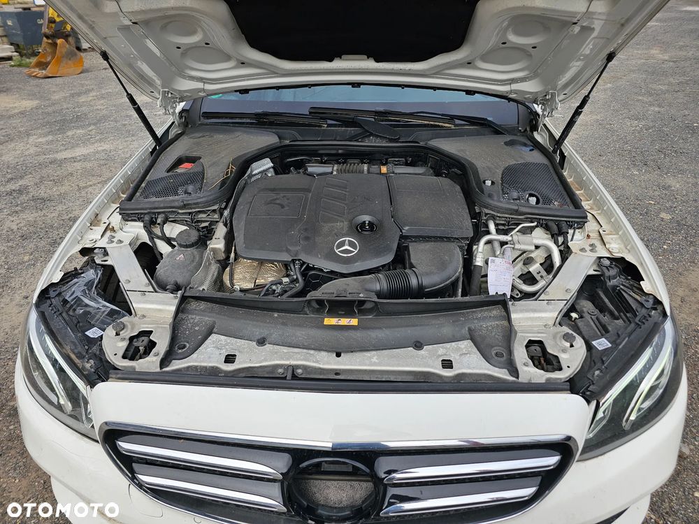 Mercedes-Benz Klasa E 220 d Avantgarde - 15