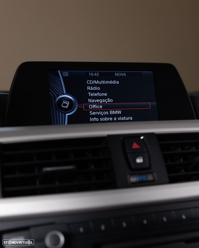 BMW 316 d Touring Pack M - 16