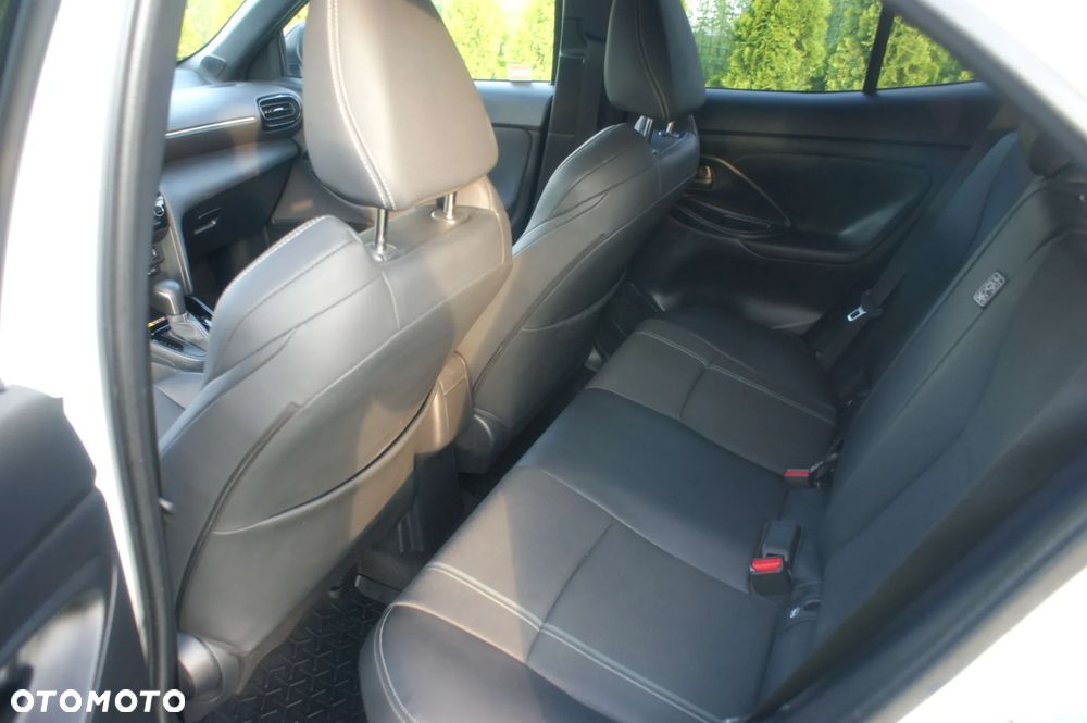 Toyota Yaris Cross - 14