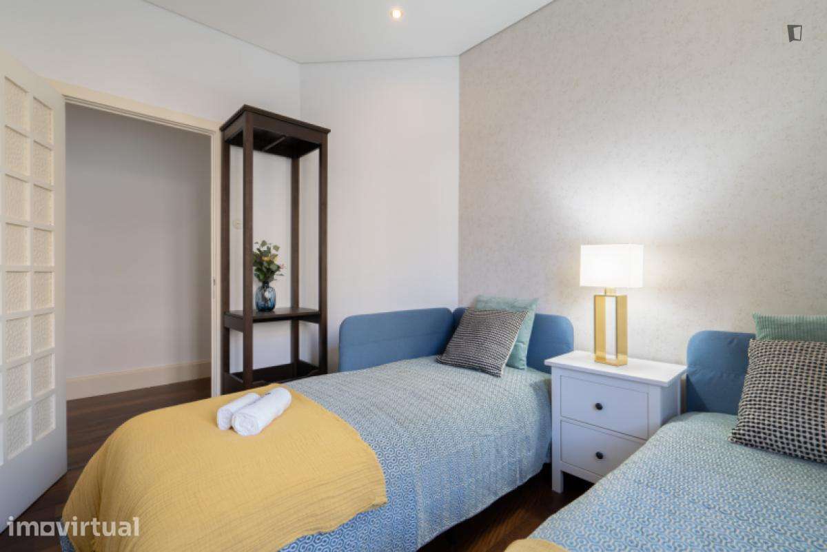 Apartamento com 3 quartos - localizado em Santo Ildefonso Porto - Grande imagem: 4/33