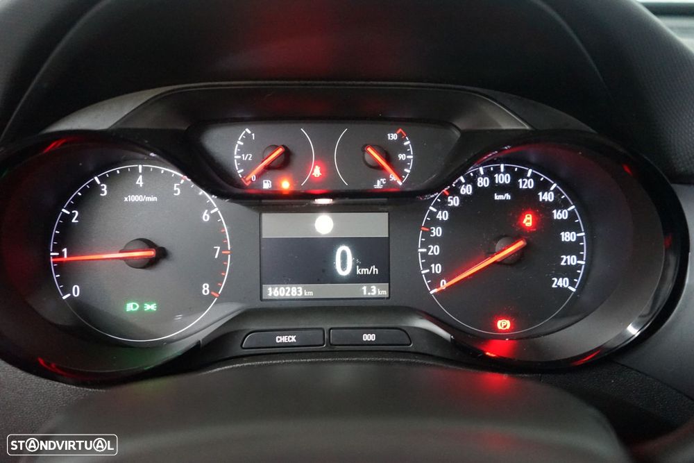 Opel Crossland 1.2 T Edition - 20