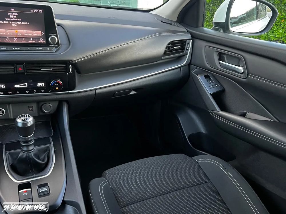 Nissan Qashqai 1.3 DIG-T Acenta LED+R - 37