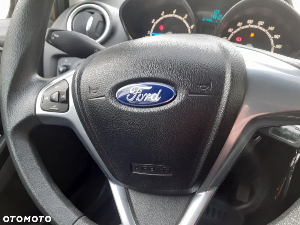Ford Fiesta 1.4 Gold X EU5 - 17