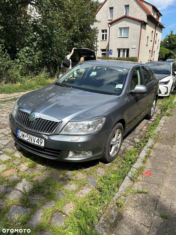 Skoda Octavia 2.0 TDI DPF Ambition DSG - 1