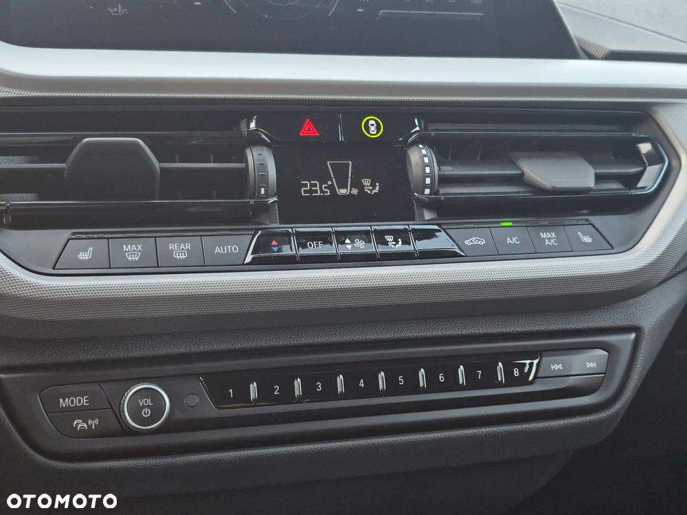 BMW Seria 1 118i Advantage - 16