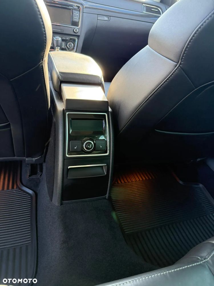 Skoda Superb 2.0 TDI Platinum - 14