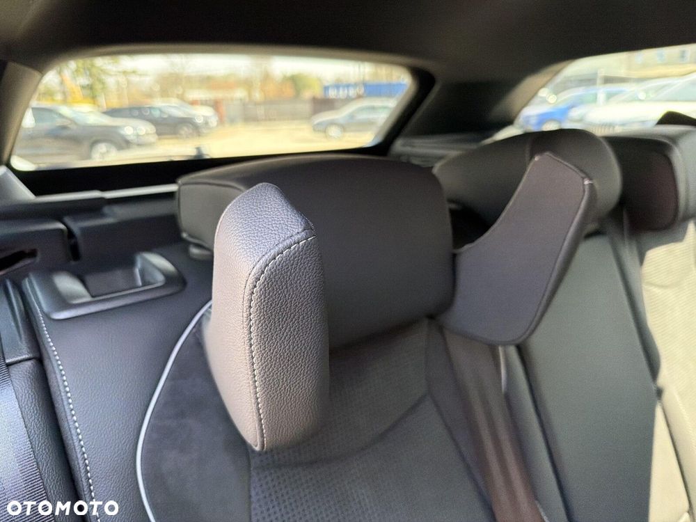 Skoda Superb 2.0 TDI SCR 4x4 Sportline DSG - 25