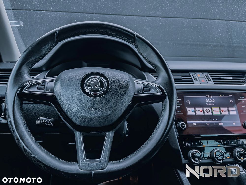 Skoda Octavia 1.8 TSI DSG Style - 12