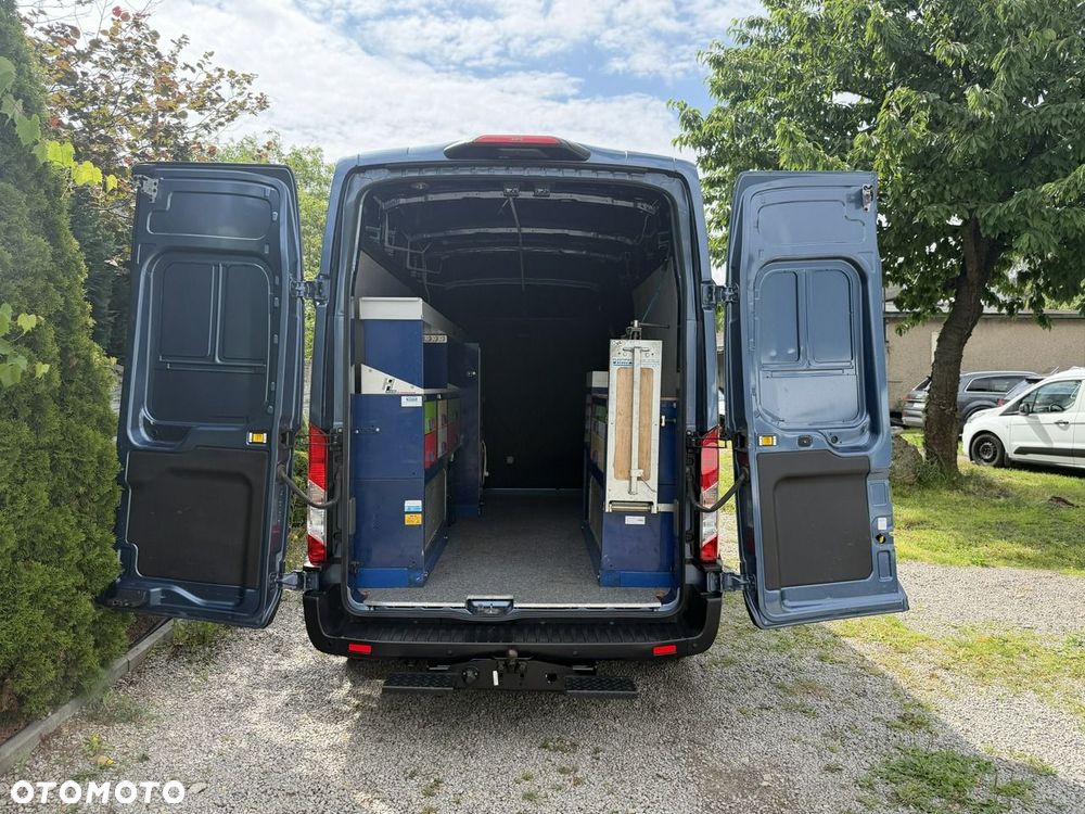 Ford Transit - 26