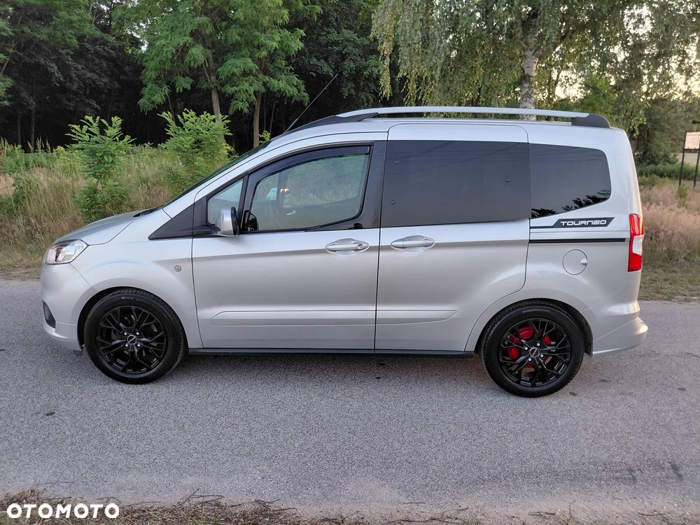 Ford Tourneo Courier 1.0 EcoBoost Sport - 5